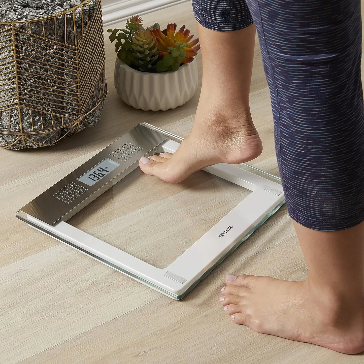 Digital Talking Bathroom Scale with 5 Languages, 440 LB Capacity, Clear Glass & Stainless Steel Accents