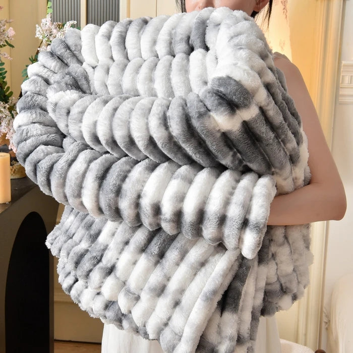 Flannel Blanket Queen Size Spring Autumn Warm Blankets for Bedgradient Color Soft Plush Sofa Throw Blanket