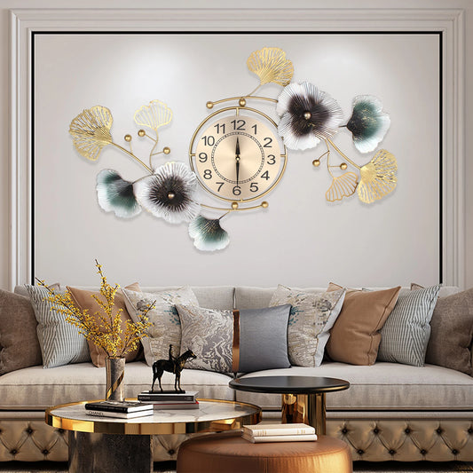 Silent Movement Wall Clock with Nordic Design and Metal Hands