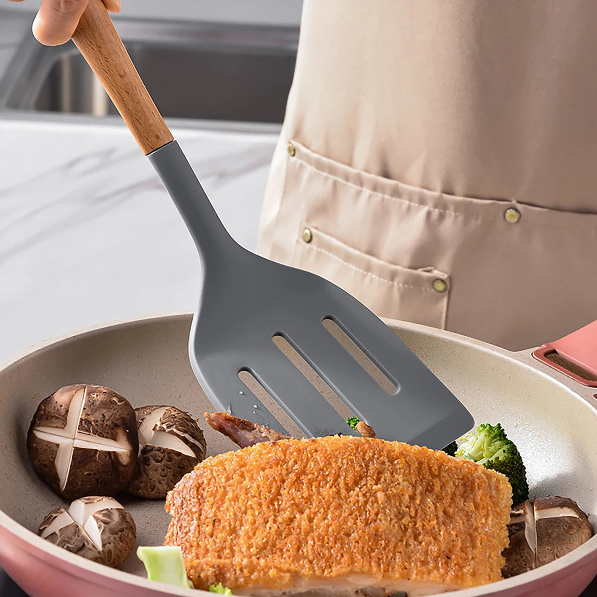 HELOTIC Silicone Utensil Set With Storage Stand 6 To 7