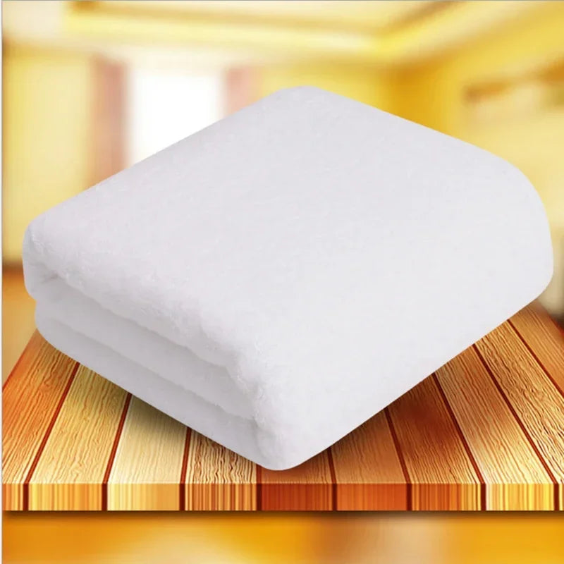 100% Cotton White Face Towel for Hotel Custom Embroidery Bath Towel Personalized Customized Beach Towel Corporate Gift With Logo