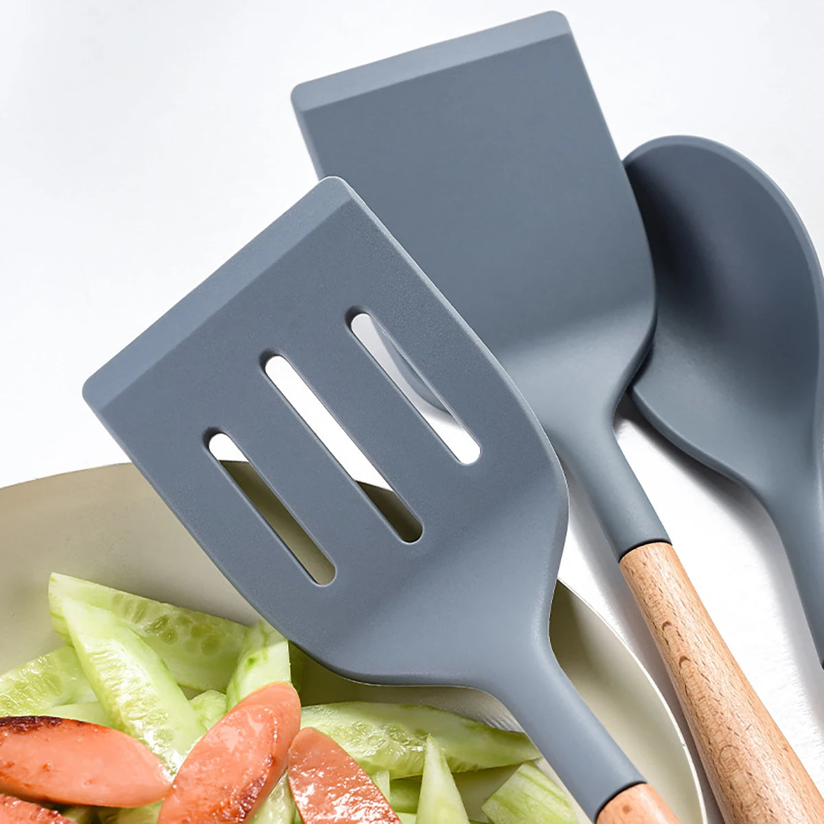 HELOTIC Silicone Utensil Set With Storage Stand 6 To 7